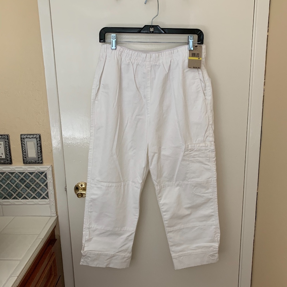 Capri pants